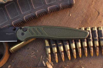 Pro-Tech Avalon 4.25" Button Lock Folder / Battle Worn Green Aluminum / Black DLC MagnaCut