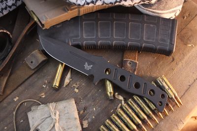 Benchmade Adamas 4.20" Fixed Blade Knife / Black / Black Sheath / CPM-Cruwear ( Pre Owned )