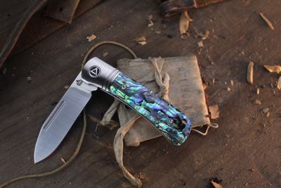 C. Risner Cutlery Exclusive QSP Hedgehog 2.91" Slipjoint Folder / Abalone / Satin 14C28N ( Pre Owned )