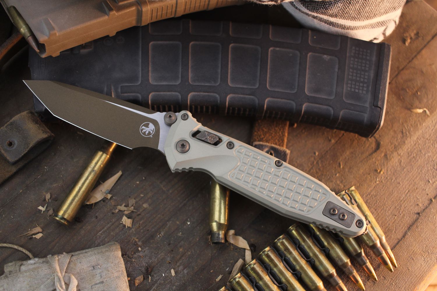 Microtech Socom Elite T/E 4" RAM-LOK Folder / Champagne Gold Frag Aluminum / Burnt Bronze M390MK