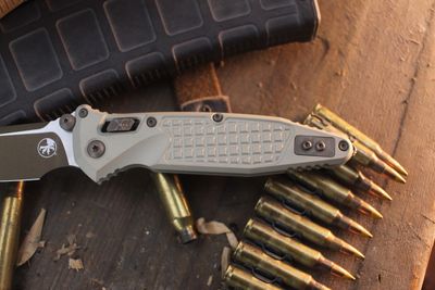 Microtech Socom Elite T/E 4" RAM-LOK Folder / Champagne Gold Frag Aluminum / Burnt Bronze M390MK