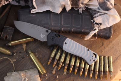 Benchmade PSK 3.4" AXIS Assisted Folder / Storm Gray Grivory & Tempest Gray Bolsters / Gray Cerakote Elmax