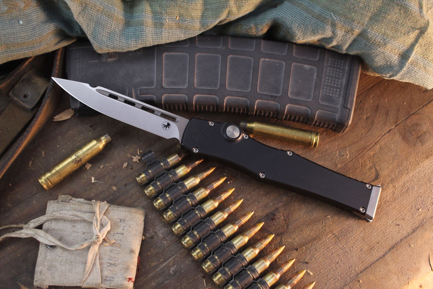 Microtech Marfione Select Halo VII 4.39" Single Action OTF / Black Aluminum / Stonewashed M390MK