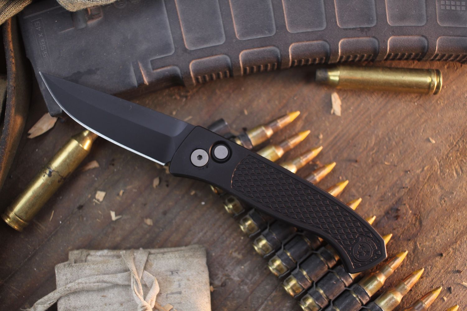 Pro-Tech Brend 3.1" Button Lock Auto Folder / Diamond Textured Black Aluminum / Black DLC MagnaCut