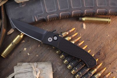Pro-Tech Brend 3.1" Button Lock Auto Folder / Diamond Textured Black Aluminum / Black DLC MagnaCut
