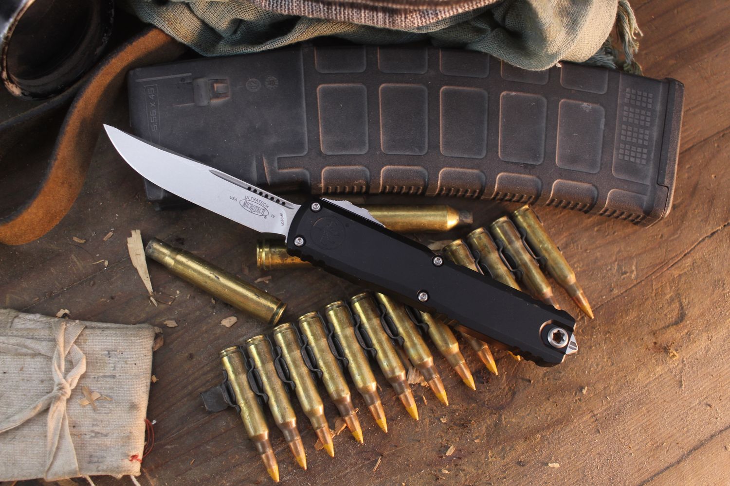 Microtech Ultratech Gen IV S/E 3.55" OTF Auto / Black Aluminum / Stonewashed M390MK