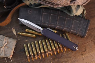 Microtech Ultratech Gen IV D/E 3.55" OTF Auto / Graphite Aluminum / Stonewashed M390MK