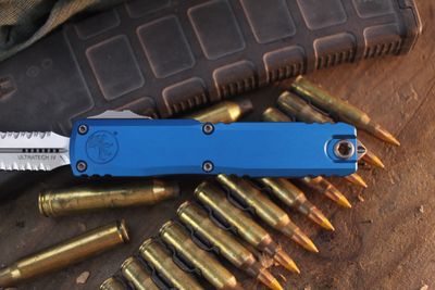 Microtech Ultratech Gen IV D/E 3.55" OTF Auto / Blue Aluminum / Stonewashed Serrated M390MK