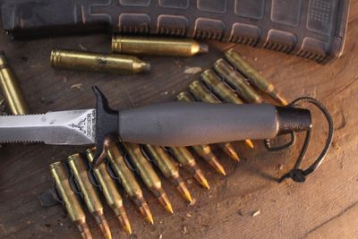 Gerber Classic 1971 Mark II GA2 6.75" Fixed Blade / Black & Gray Armorhide / Partially Serrated Satin L6 ( Pre Owned )