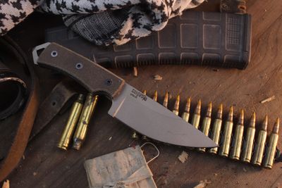 Falcon Knives Jump Master 4.5” Fixed Blade Combat Knife / OD Green Micarta & Black G-10 Liners / Gray CPM-3V