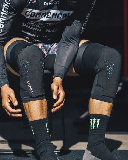 Dharco Gravity Knee Pad
