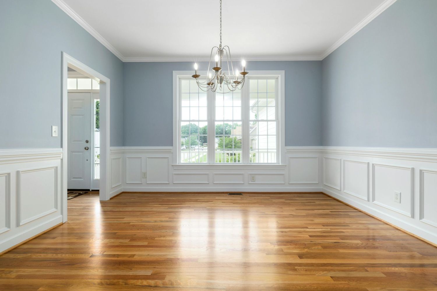 Wainscoting Wall - Reservation Deposit