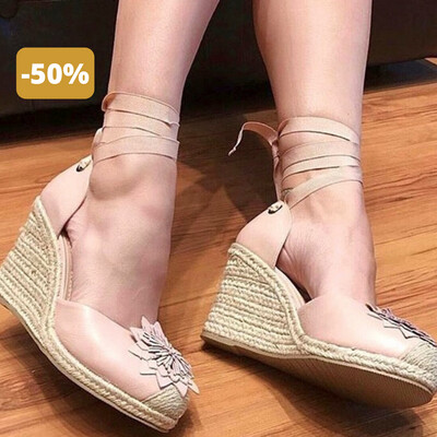 Sandália Anabela Rose com Detalhe em Flor