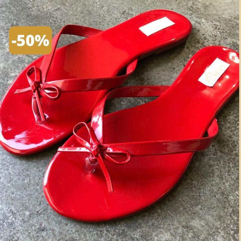Rasteira Vermelha Chinelo com Detalhes em Laço