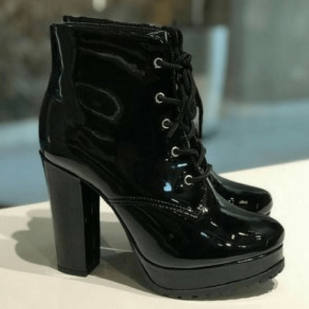 BOTA SALTO GROSSO VERNIZ