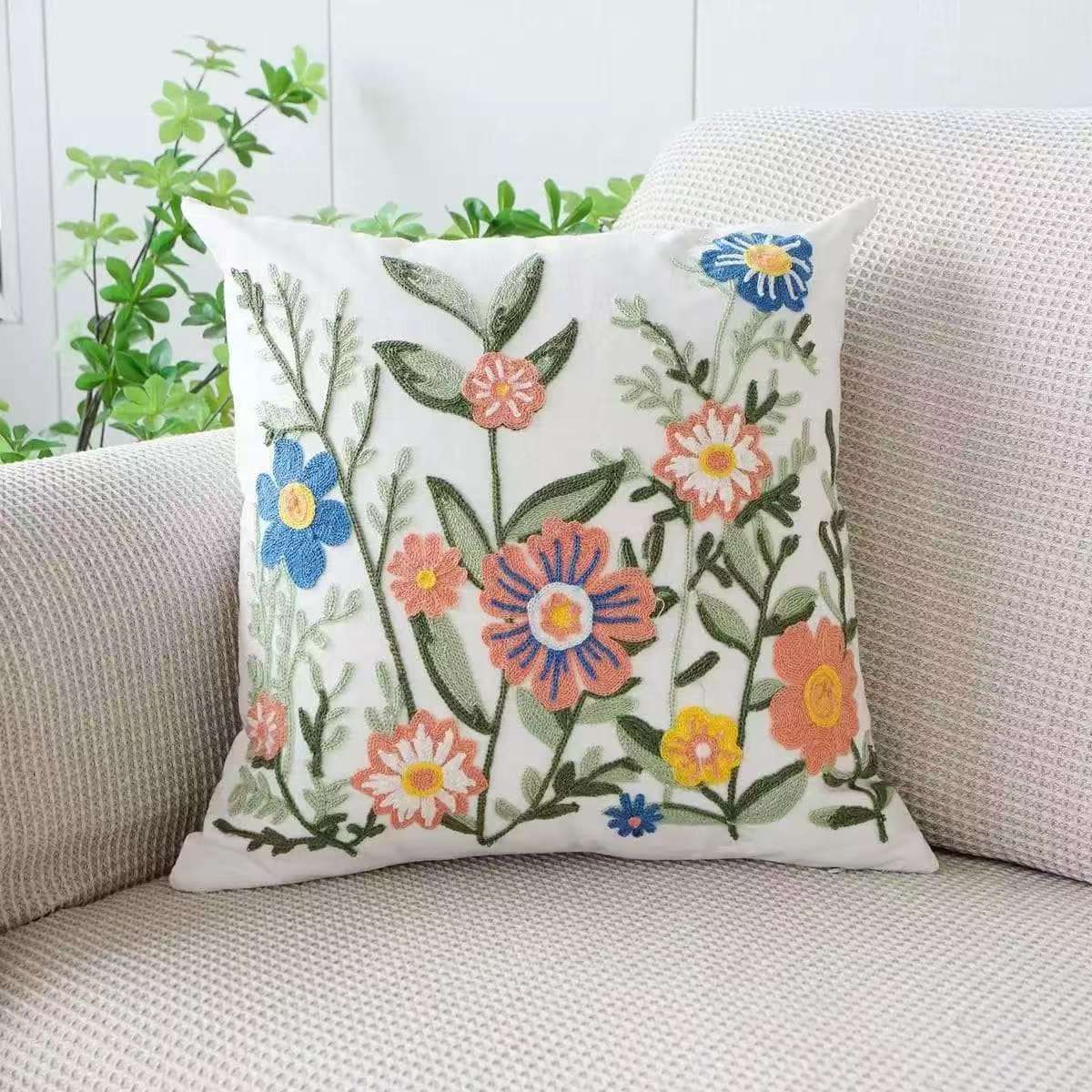 FUNDAS BORDADAS 45 X 45 CM