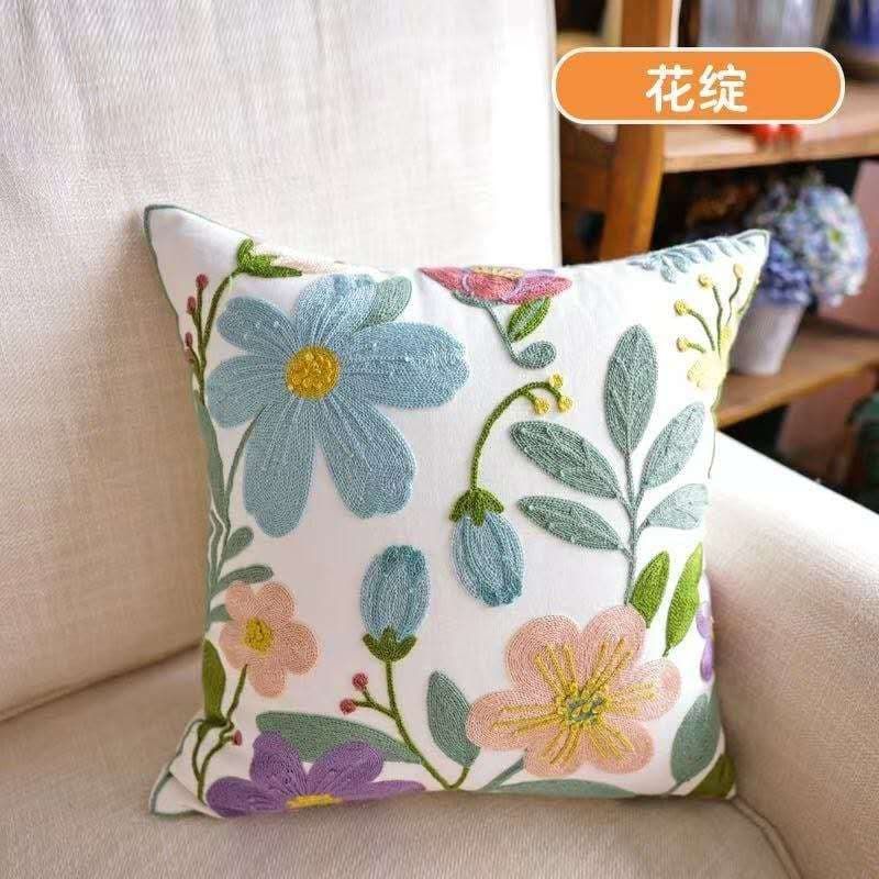 FUNDAS BORDADAS 45 X 45 CM