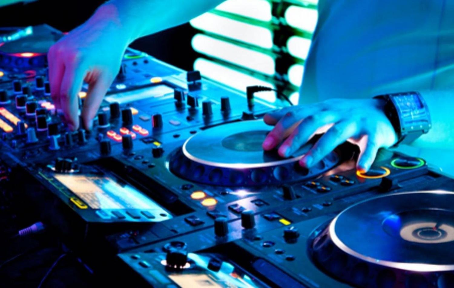H. Dj&amp;crew&amp;performance
