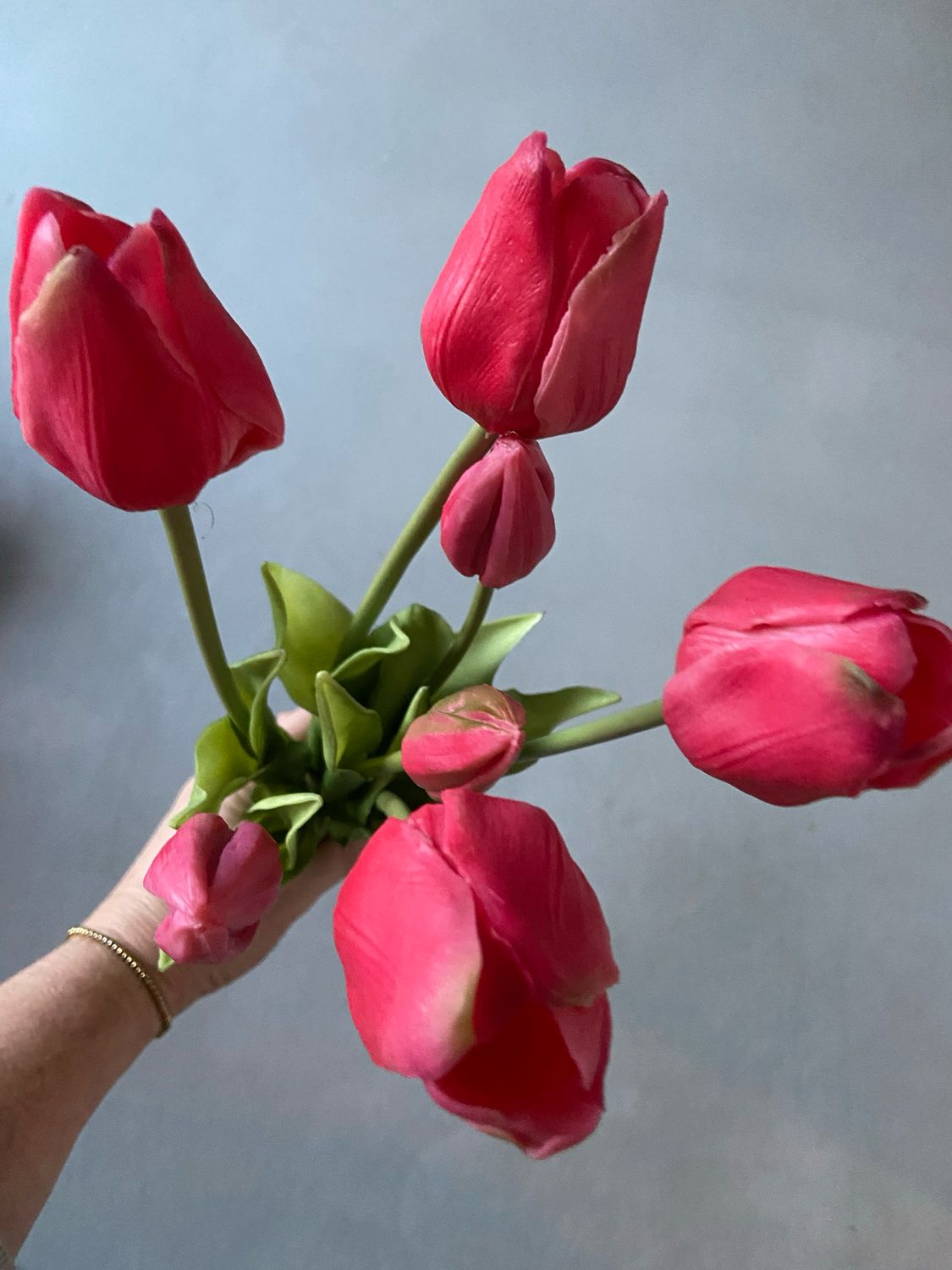 Tulpboeket donker roze 47 cm