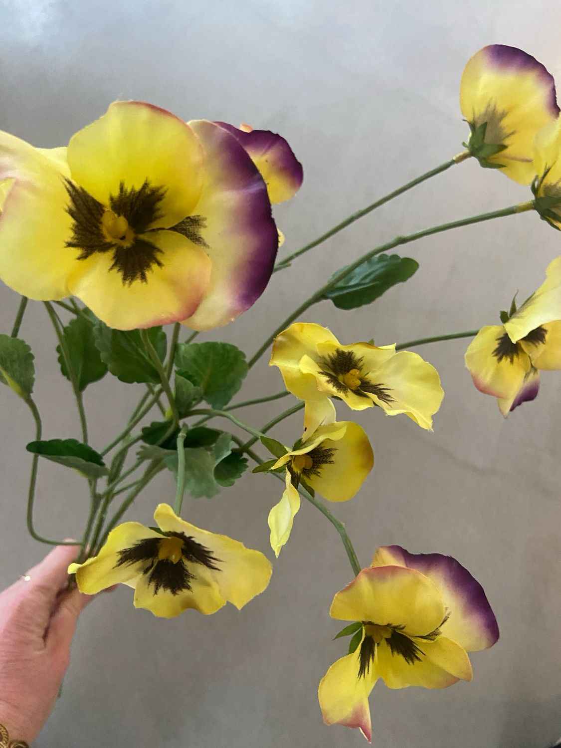 Viooltjes spray geel/paars 67 cm