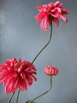 Zijden dahliatak 83 cm - Fuchsia