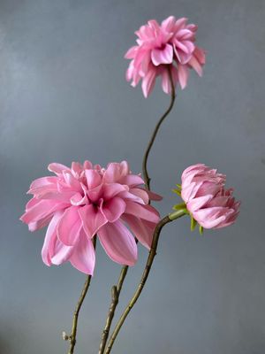 Zijden dahliatak 83 cm - lichtroze