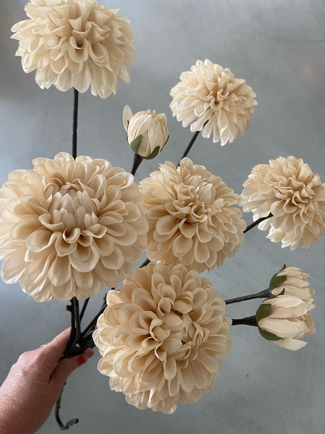 Dahlia beige 78 cm
