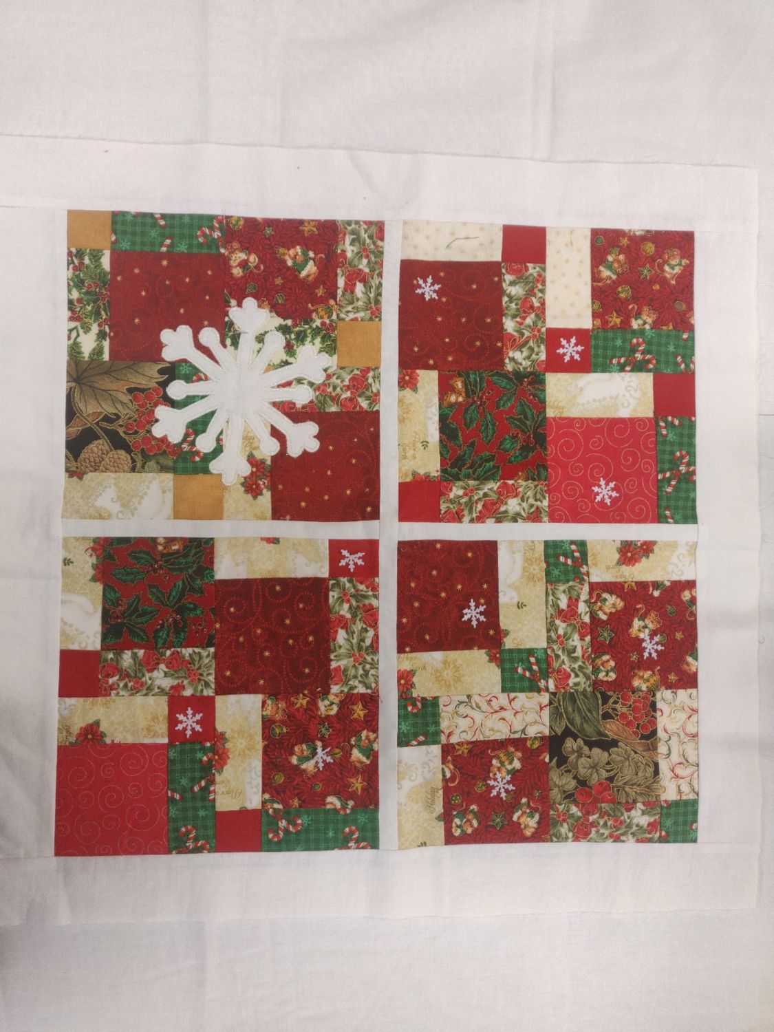 Christmas Disappearing Nine Patch
