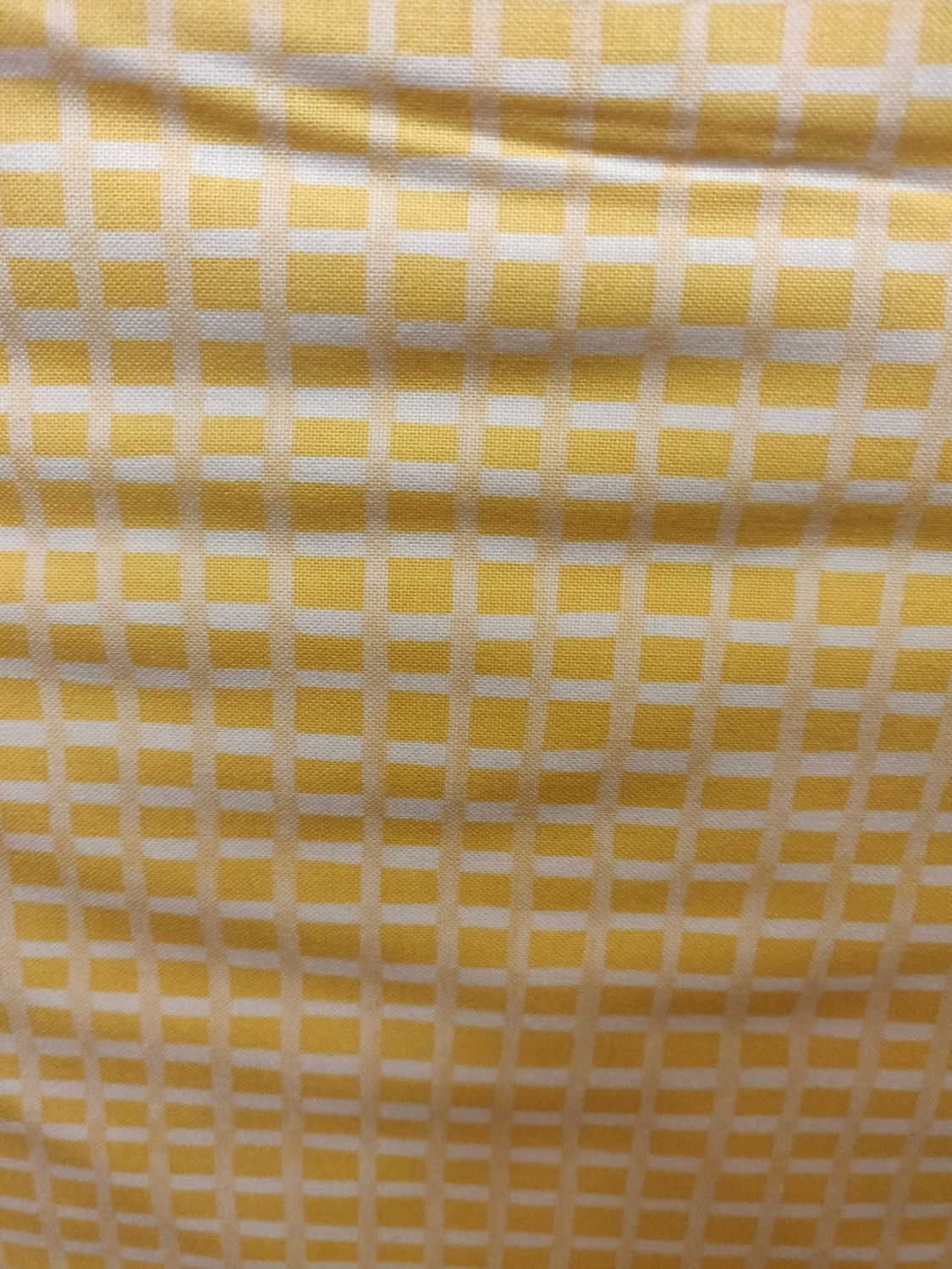Flourish Yellow Checkers
