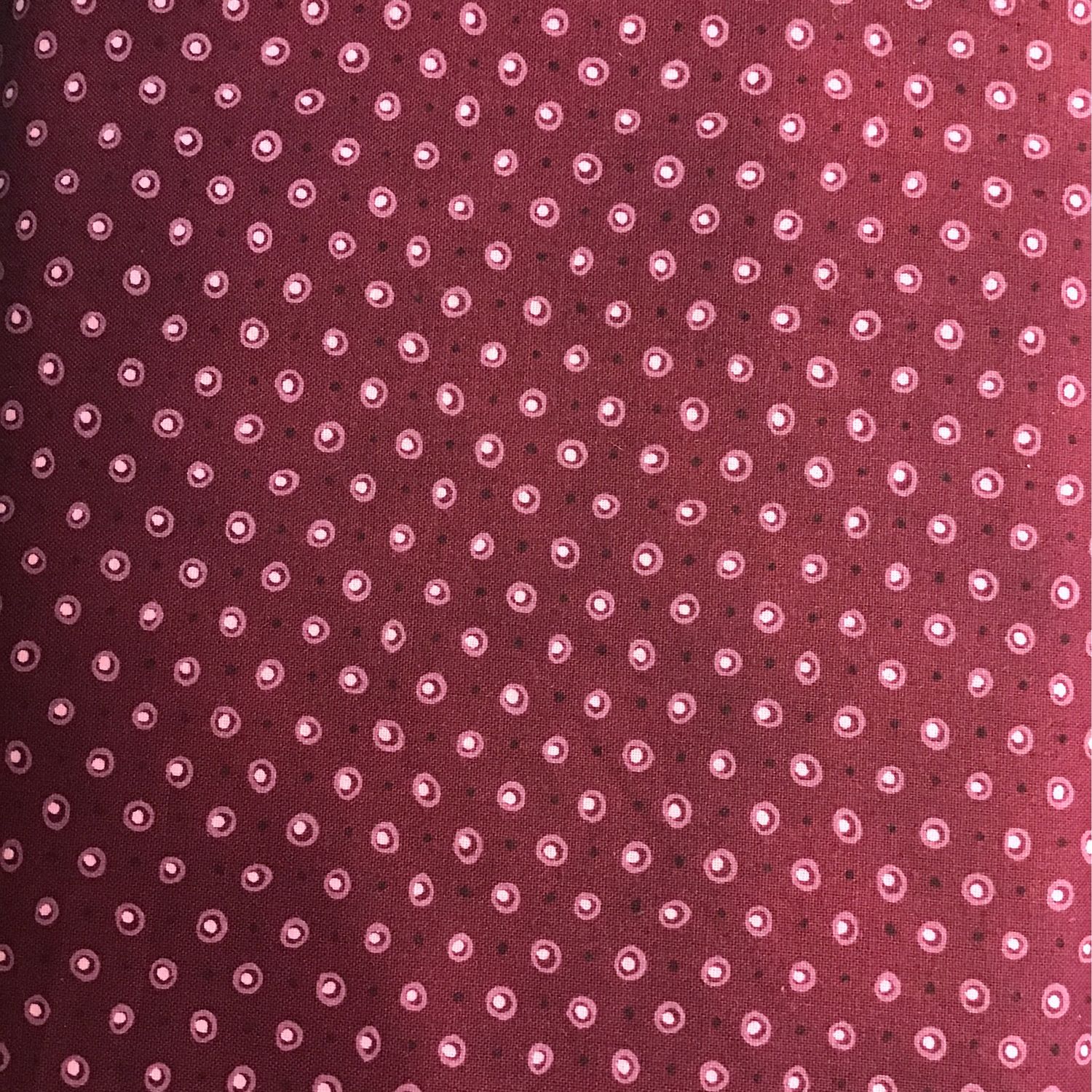 Quilters Basic Circles Deep Red