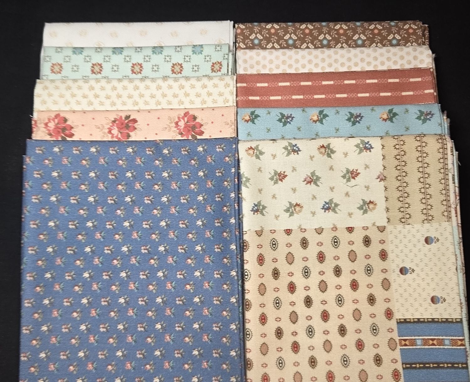 2.5yd Fat Quarter Bundle - Patchwork Potpourri