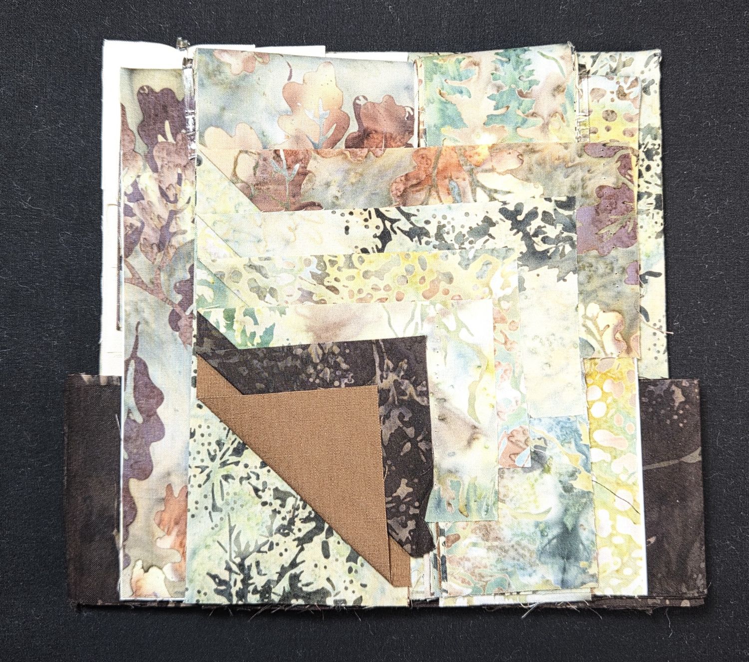 Woodland Batiks 2 Table Runner Kit