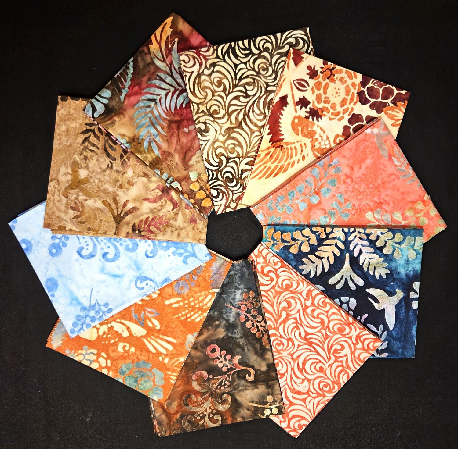 2.5yd Fat Quarter Bundle - Charming Hummingbirds