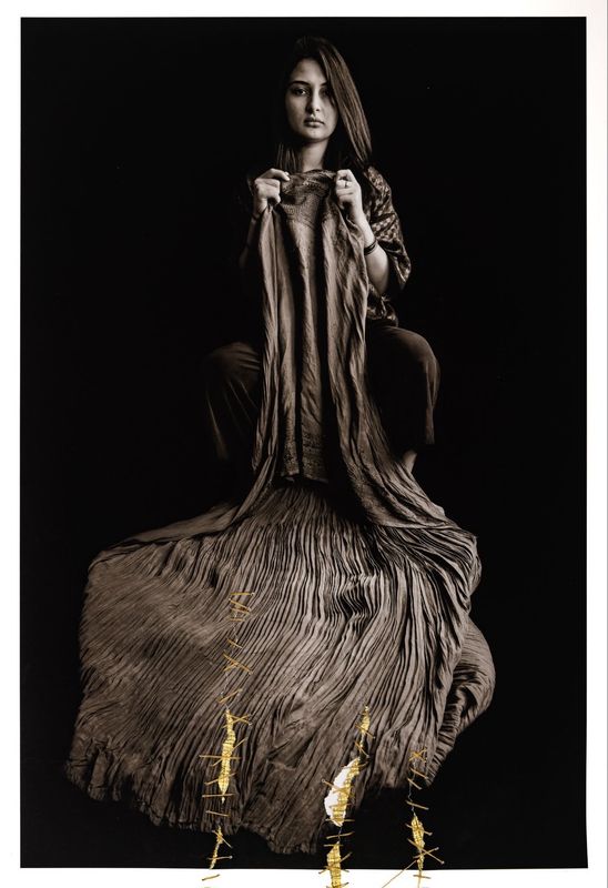 DONNA BASSIN - MARYAM 1