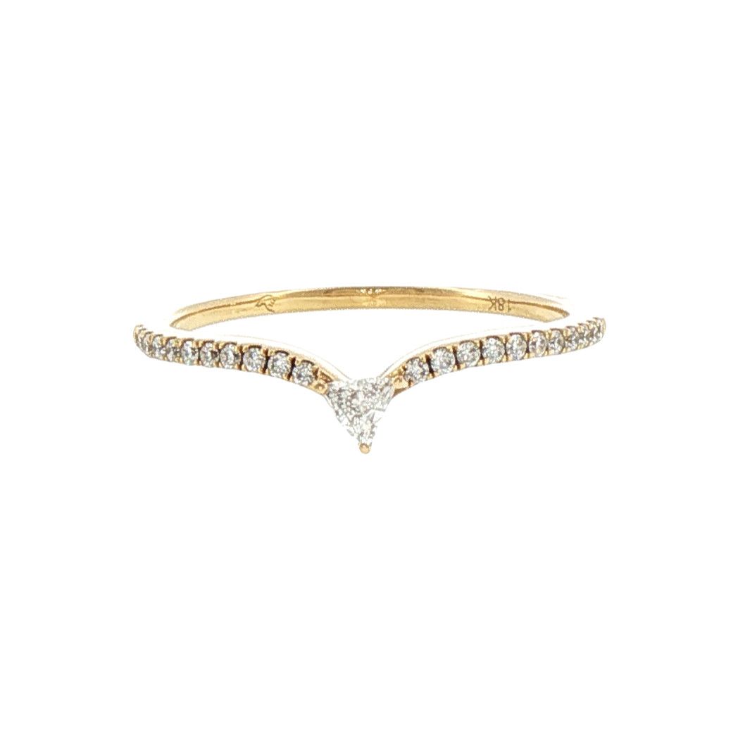18KY .08ct/.12ct Diamond Triangle Curved Band