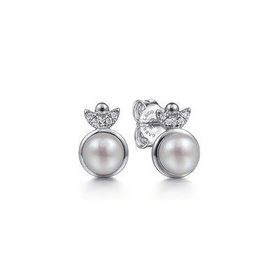Diamond and Pearl Stud Earrings