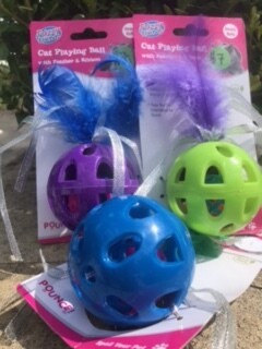 Plastic Rattle Cat Toy Ball  with feathers &amp; Ribbon
