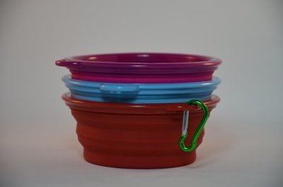 Collapsible Silicon Dog Bowl small - with clip.