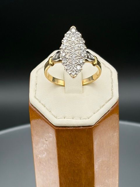 Bague Marquise