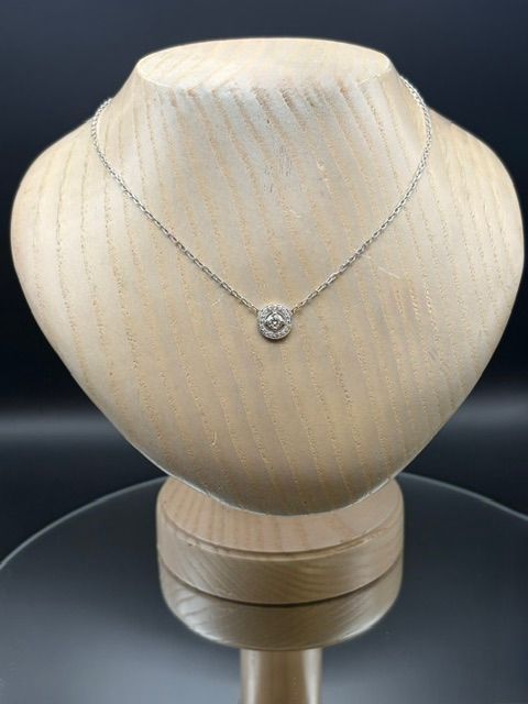 Collier Boucheron collection 