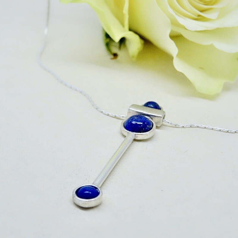 Shiny silver pendant - Lapis Lazuli stone Shiny silver pendant - Lapis Lazuli stone
