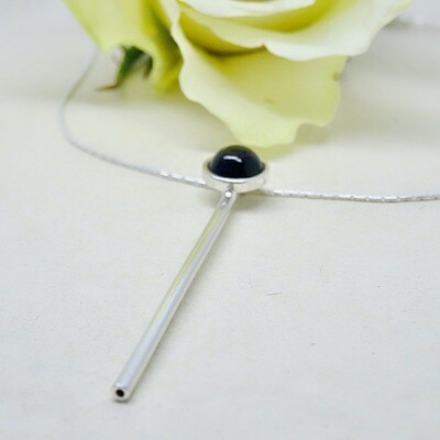 Shiny silver pendant - Black Onyx stone