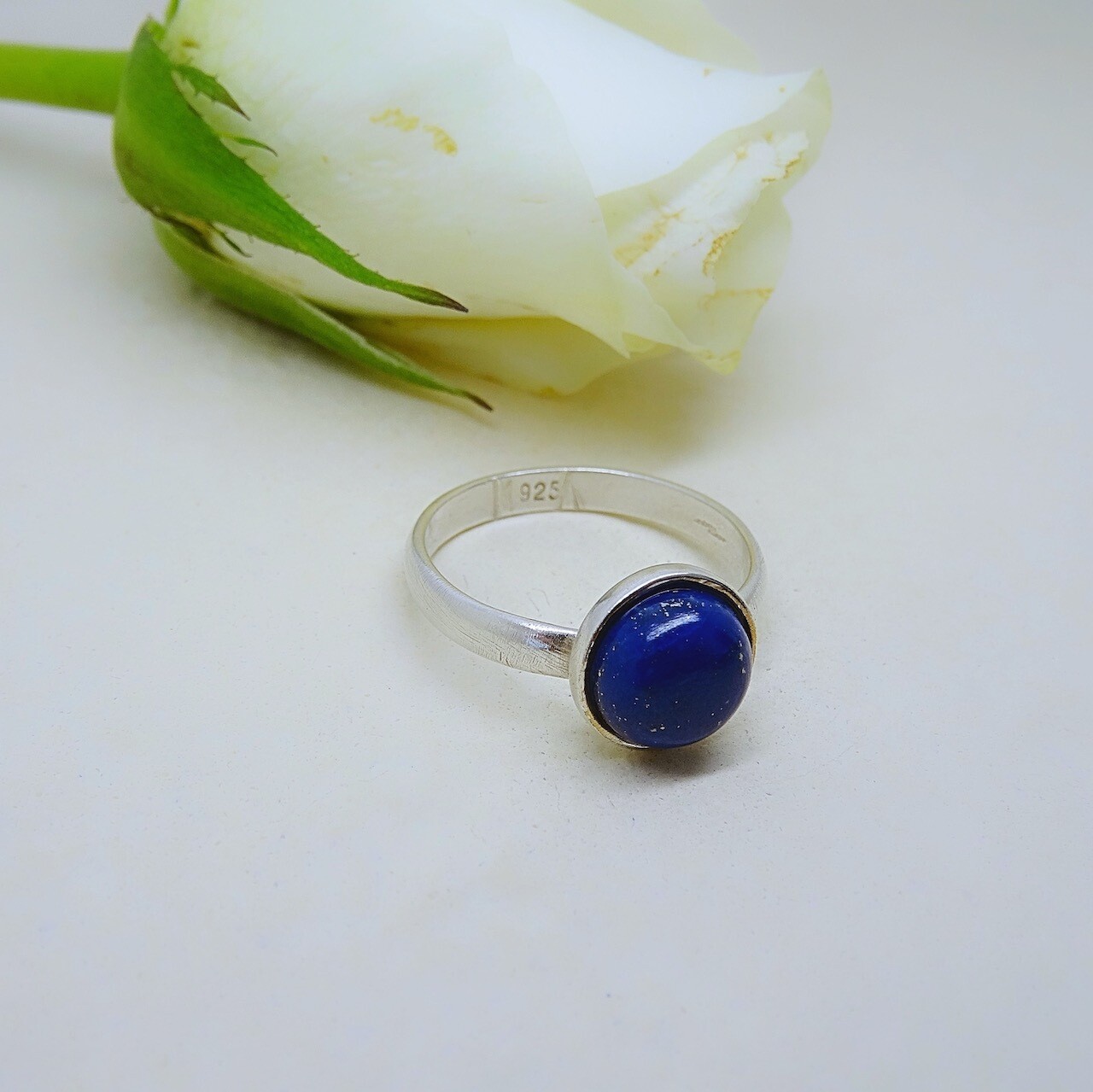 Silver stack of rings - Lapis Lazuli stones
