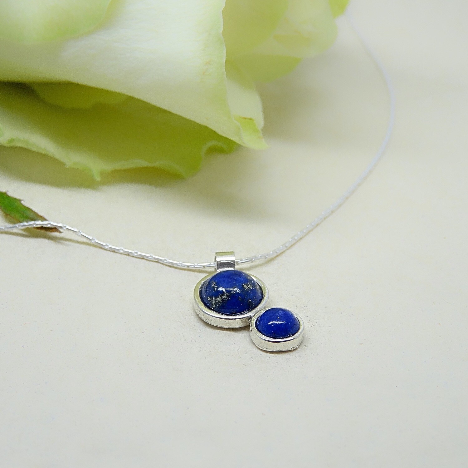 Shiny silver pendant - Lapis Lazuli stone