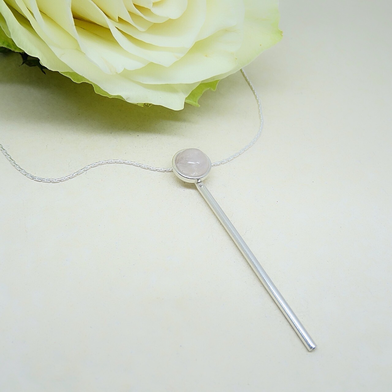 Shiny silver pendant - Pink Quartz stones