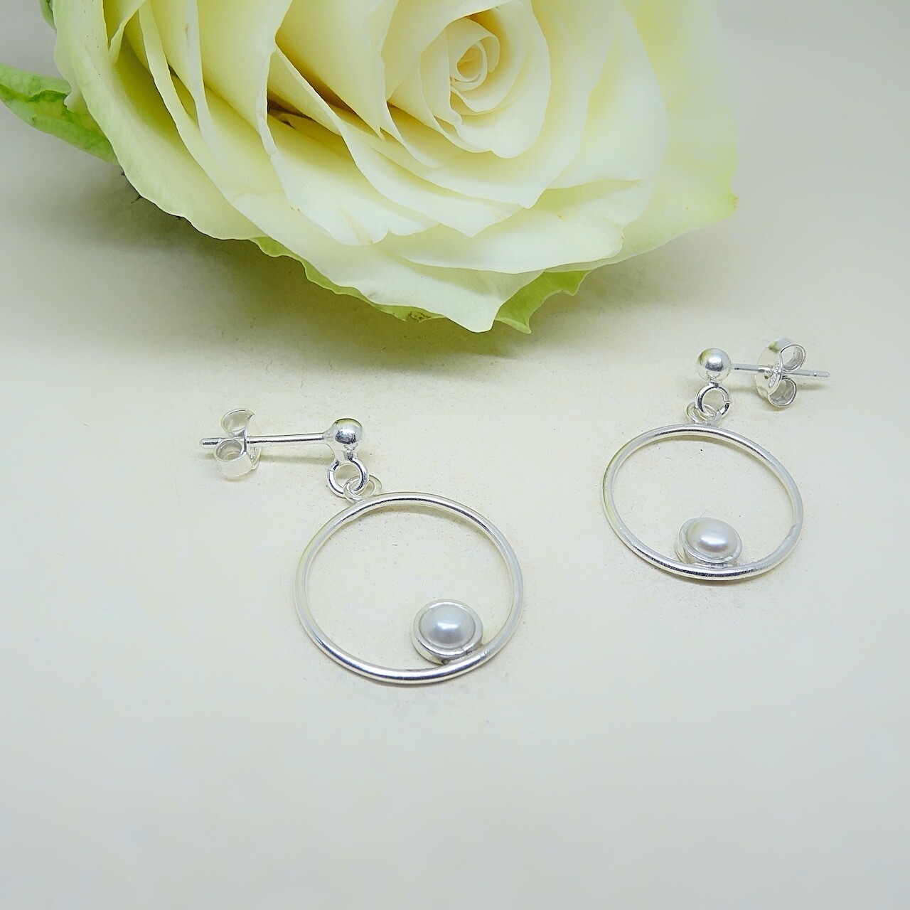 Silver earrings - Freshwater pearls