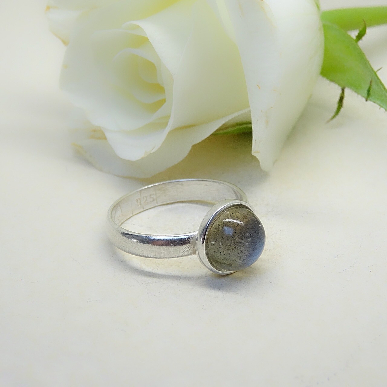 Silver stack of rings - Labradorite stones