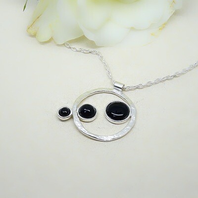 Shiny silver pendant - Black Onyx stones