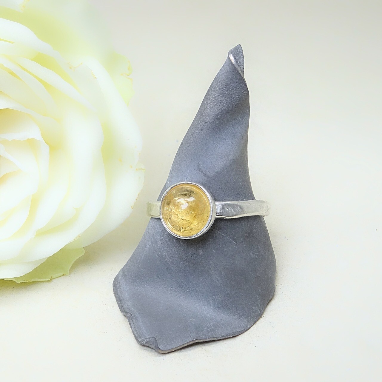 Silver stack of rings - Citrine stones