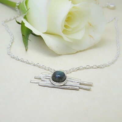 Shiny silver pendant - Labradorite stones Shiny silver pendant - Labradorite stones